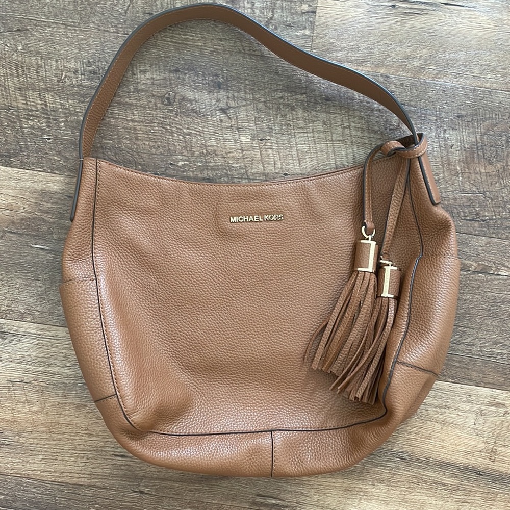 Michael Kors Ashbury Soft Pebble Leather Shoulder Bag Gem